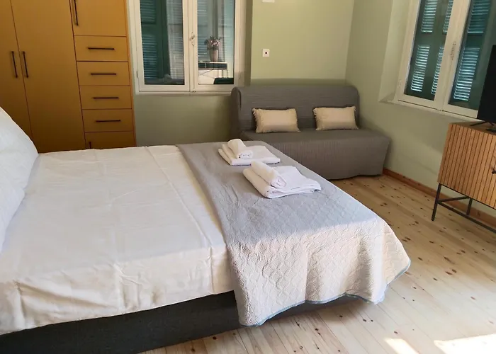 1920 Classic * Kalamata