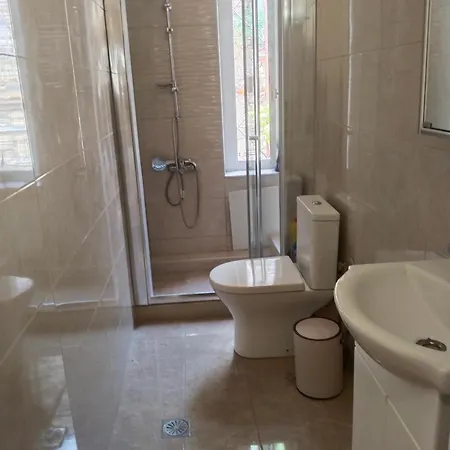 1920 Classic Apartment Kalamata