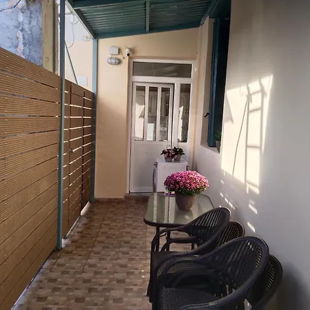 1920 Classic Apartment